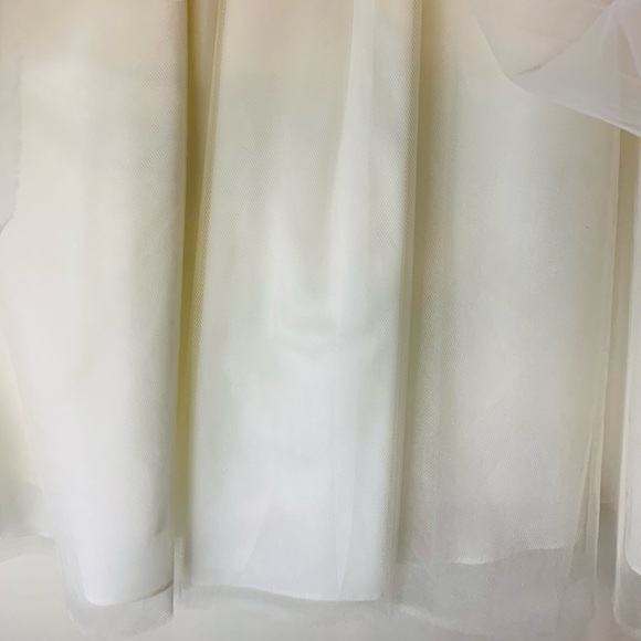 David’s Bridal Ivory and Champagne Flower Gurl Tulle Dress SZ 4 ! - Picture 7 of 9